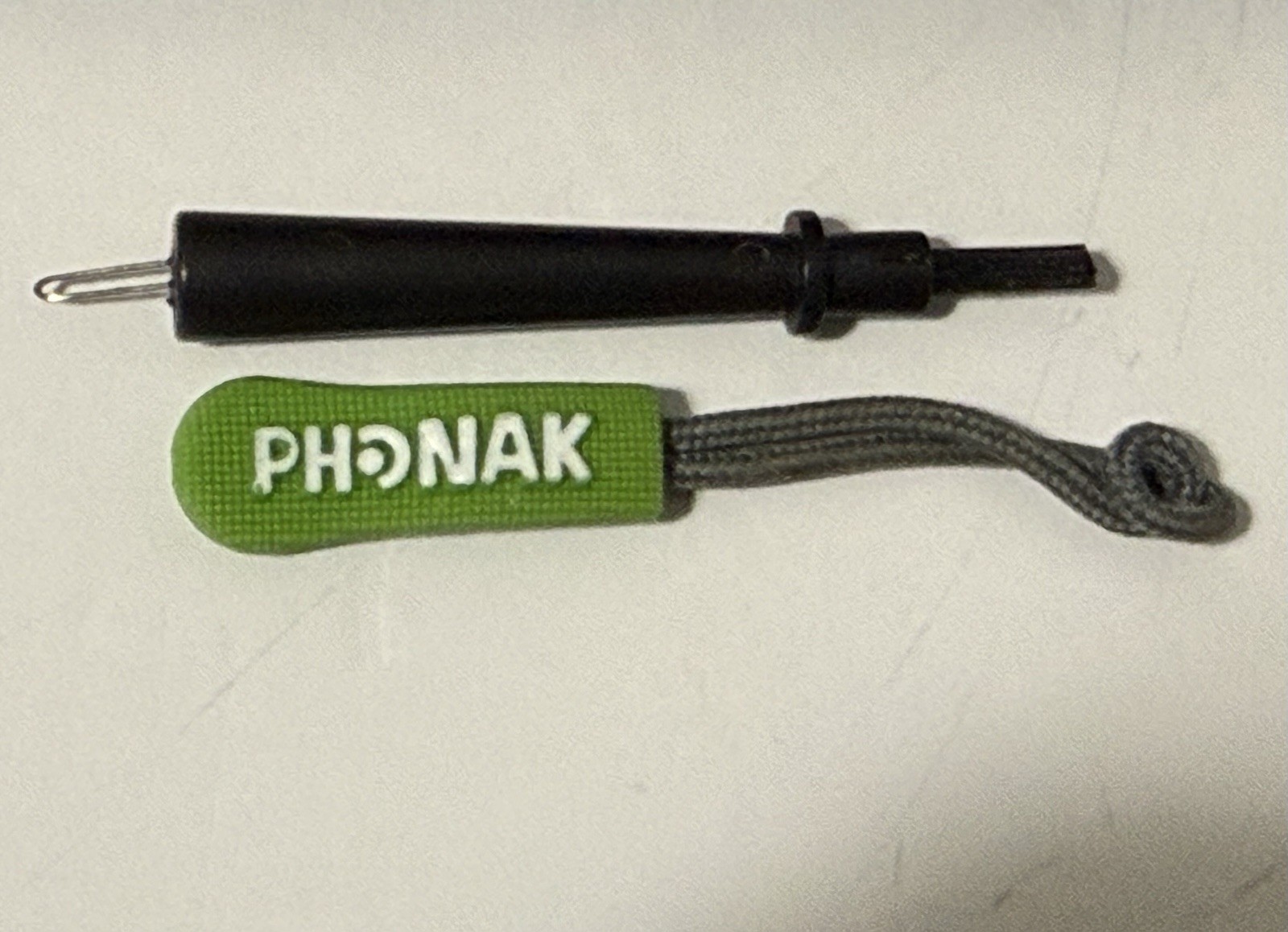 PHONAK HEARING AIDS ZIP OPEN CARRY CASE & CERUSHIELD DISK V2.0 098-0445 BUNDLE