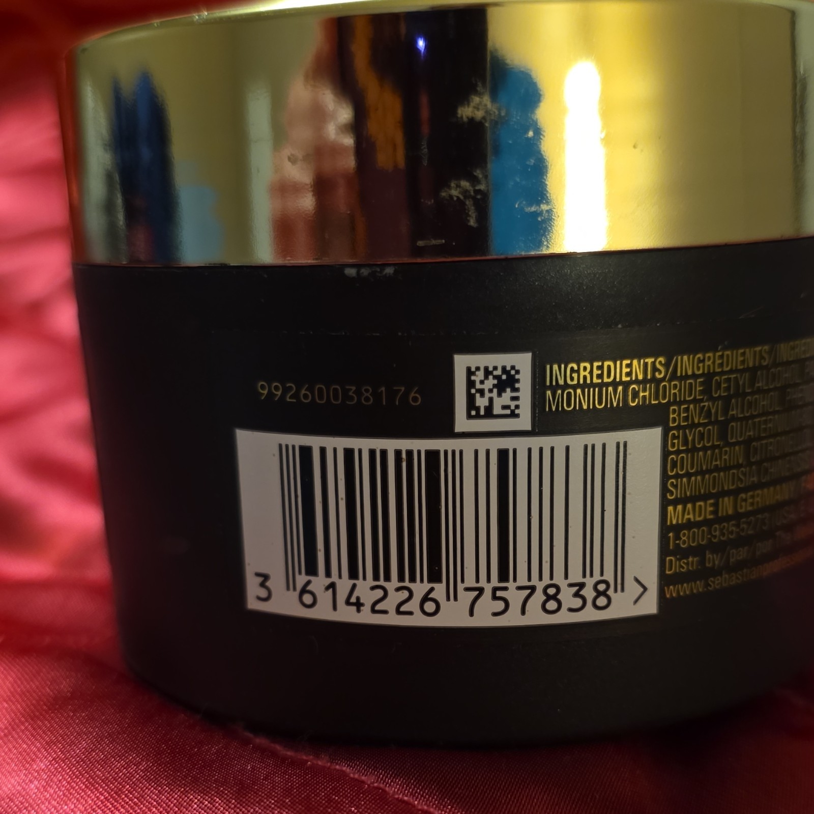 Sebastian Dark Oil Lightweight Mask