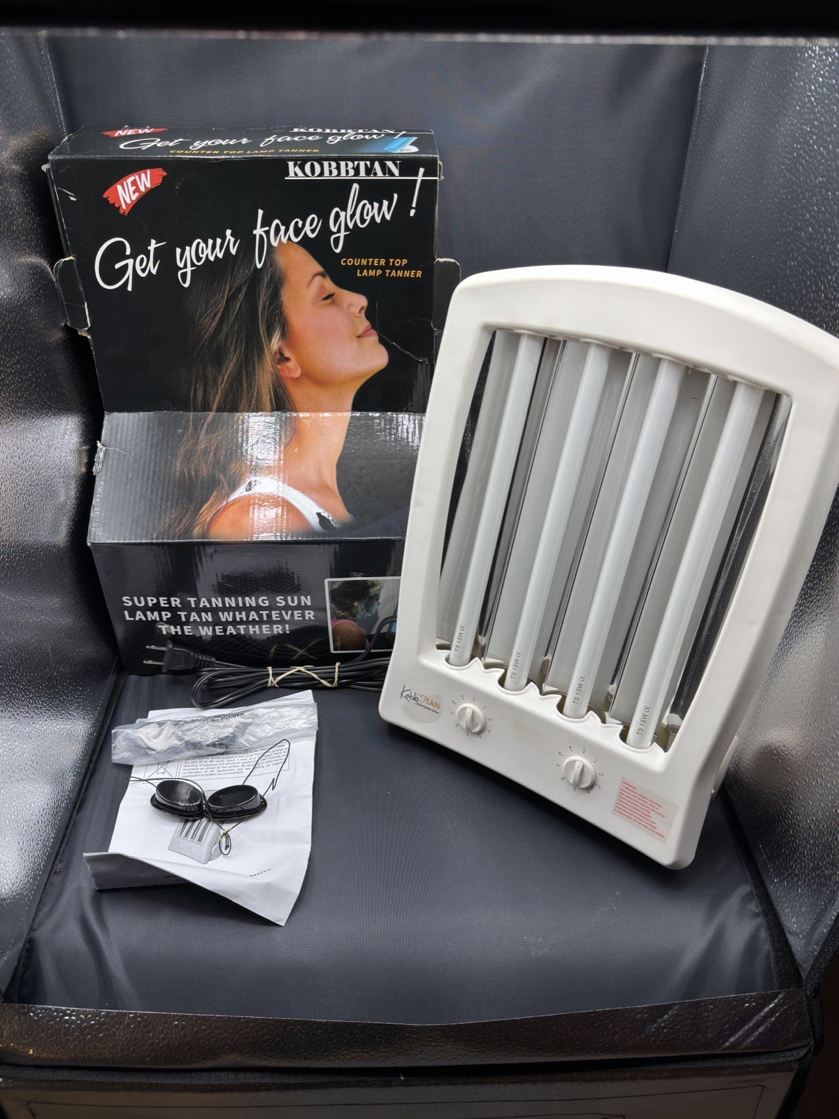 KobbTan Counter Top Lamp Tanner With Box For Home -Used TESTED WORKS SEE PHOTOS