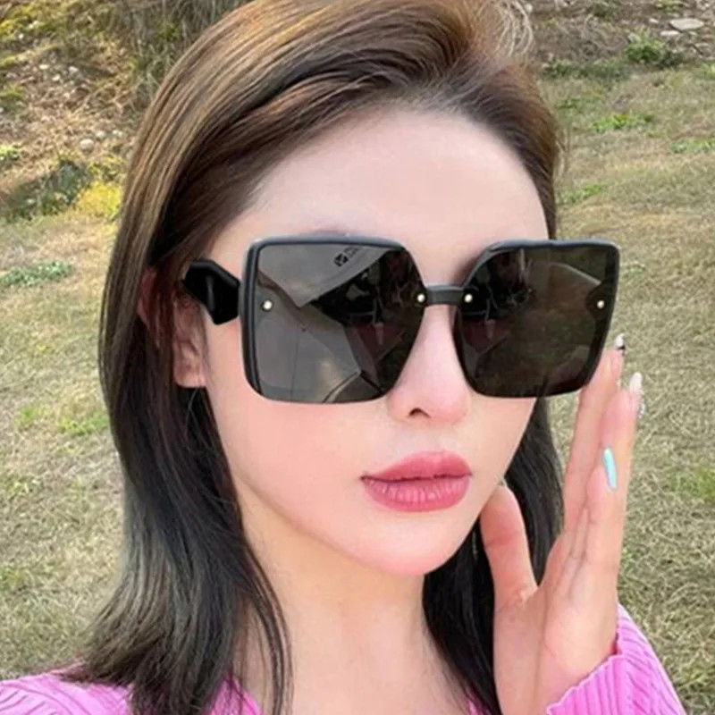 Large Square Frame Sunglasses Europe and the United States Fashion Trend Persona