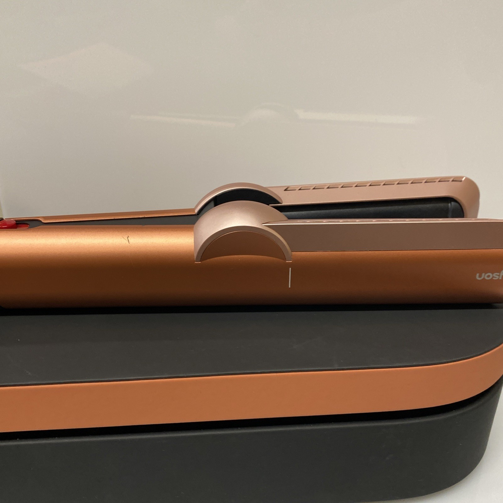 Dyson Airstrait Straightener Wet to Dry Hair – In Amber Silk – Small Scratches