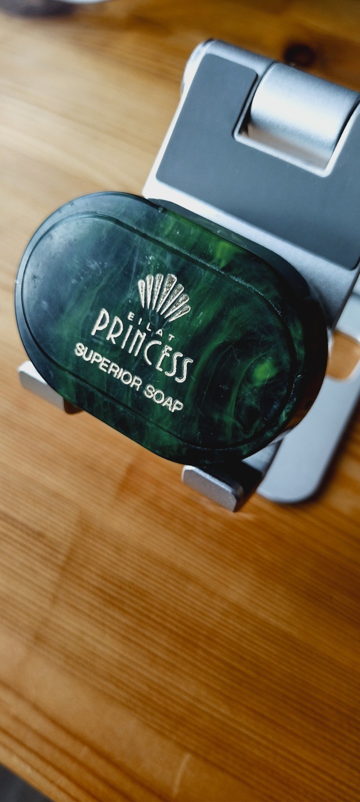 ✨🎧 vintage EARBUD HEADPHONES SOAP TRAVEL CASE Israel EILAT 🏨🧼 HOTEL SOAP ysl