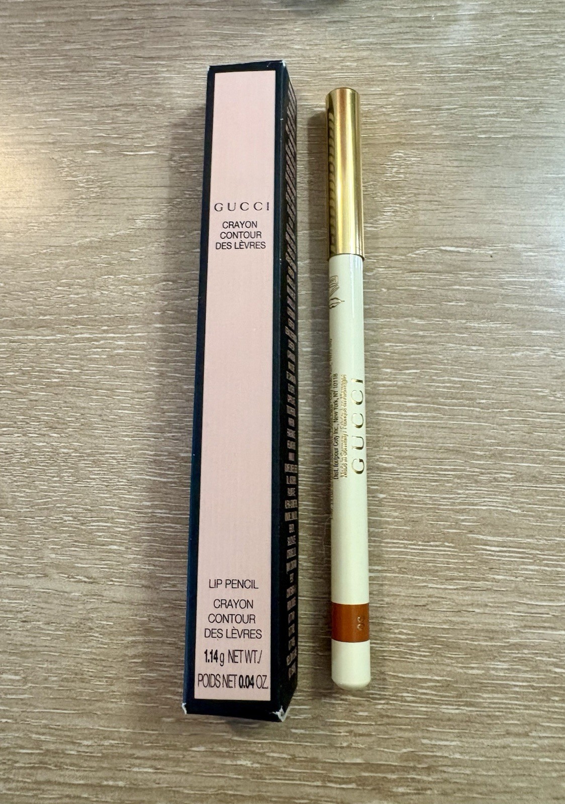GUCCI CRAYON LIP PENCIL 1.14g (0.04oz.) Miel 03 NEW Full Sized (Orange/peach)