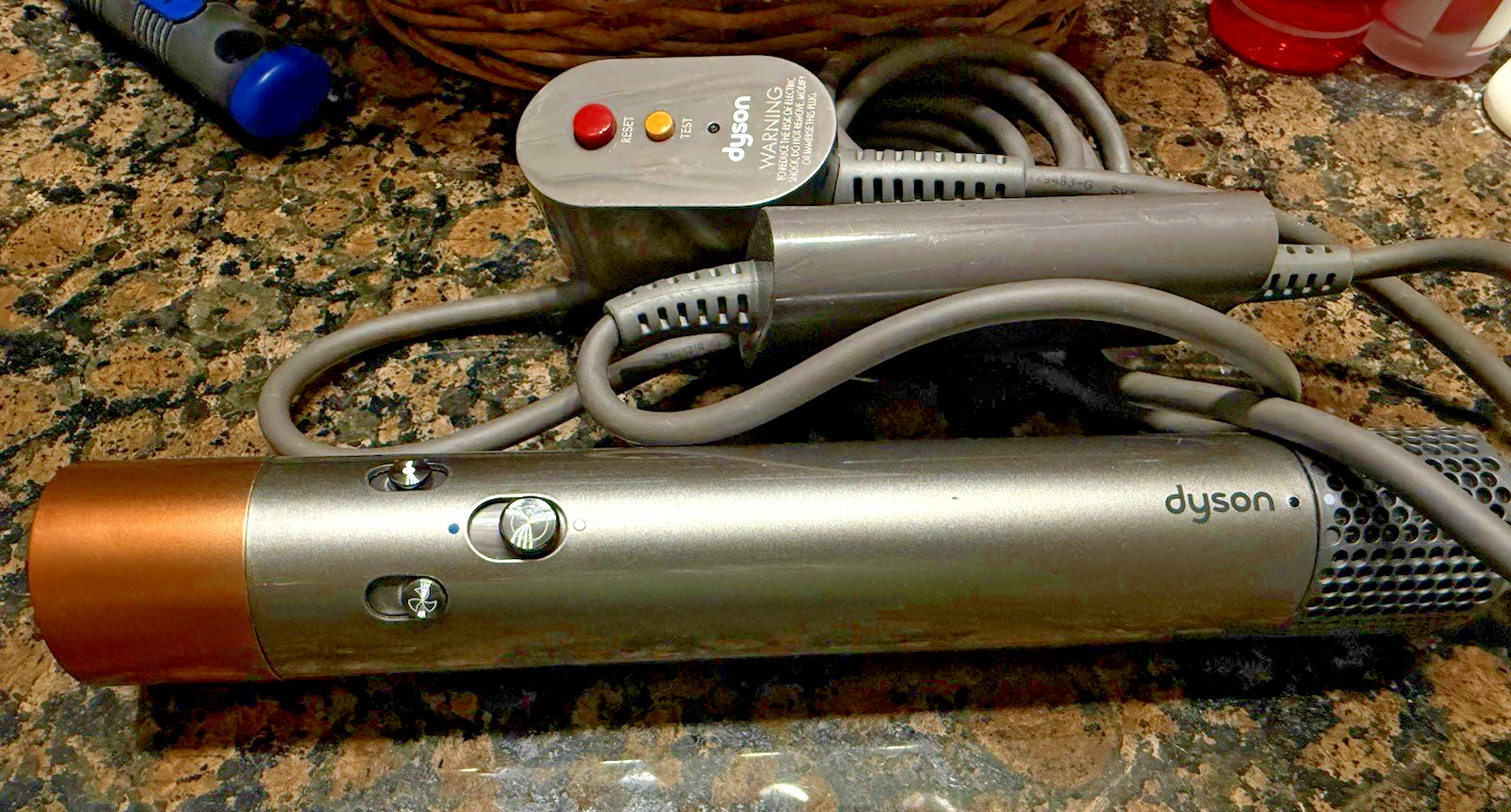Dyson Airwrap Multistyler – Nickel/Copper 3 Attachments