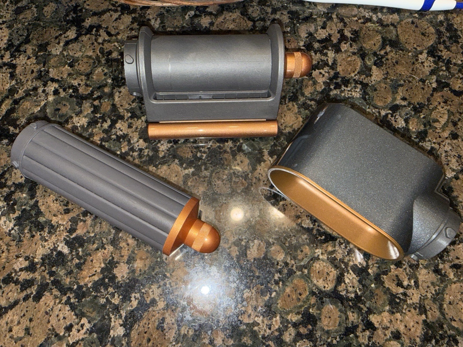 Dyson Airwrap Multistyler – Nickel/Copper