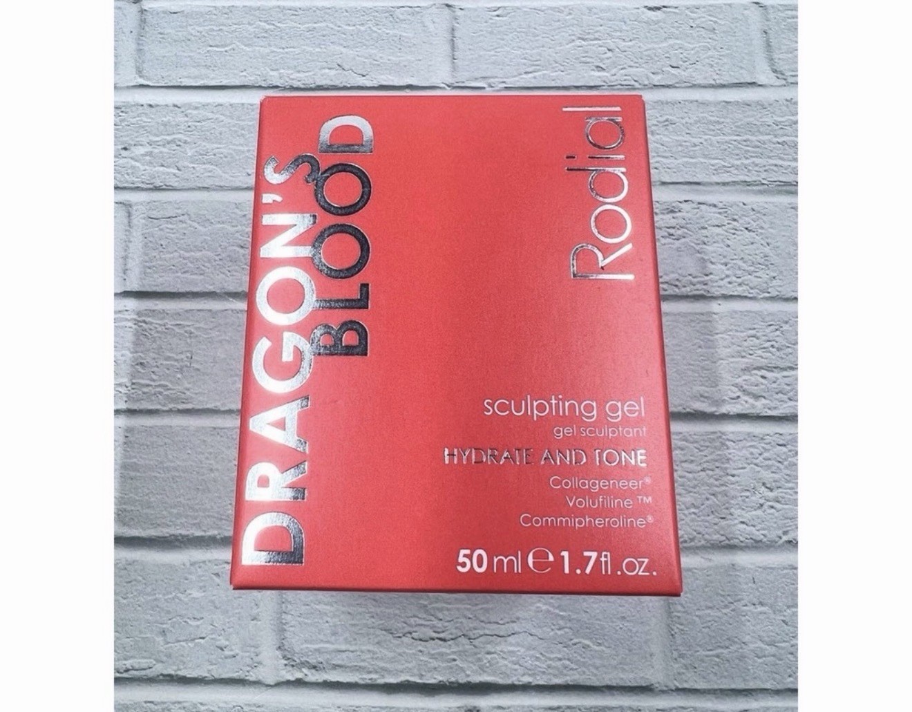 Rodial Dragon’s Blood Sculpting Gel Hydrate and Tone Face Serum/Mositurizer
