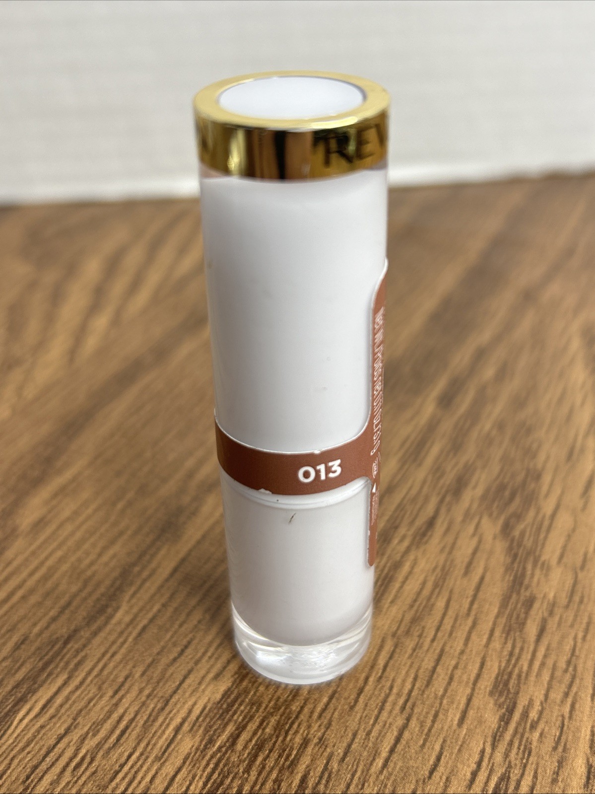 NEW SEALED Revlon Super Lustrous Glass Shine Lipstick – TOASTING GLASSES 013