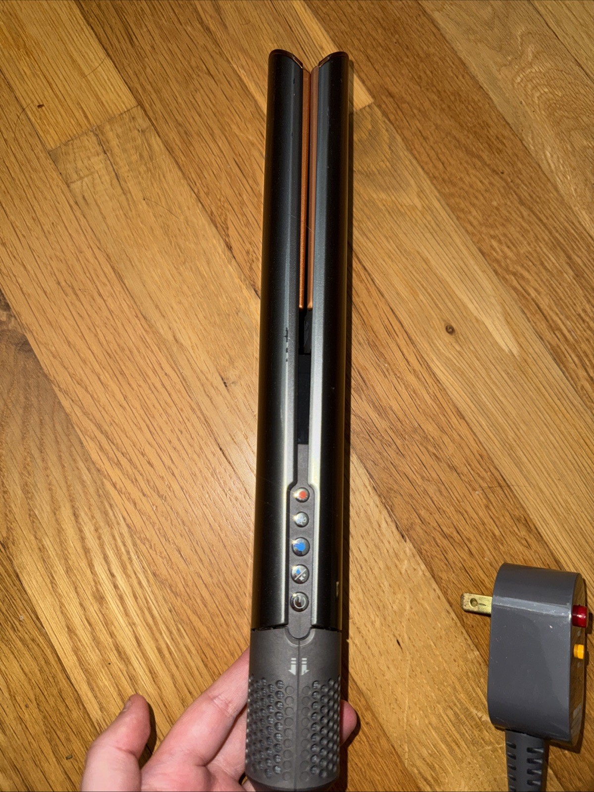Dyson Airstrait Straightener – Nickel/Copper