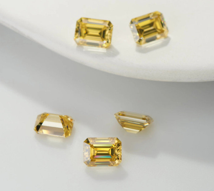 Natural Yellow Color 3 Ct Lab grown Diamond Emerald Cut VVS1 Clarity Certified
