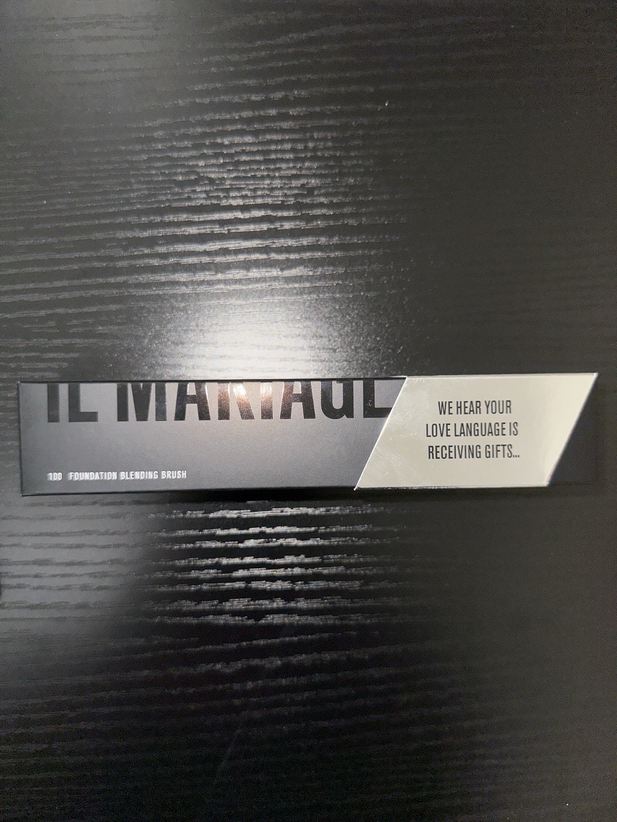IL MAKIAGE Foundation Blending Brush 100 New in Box Full Size