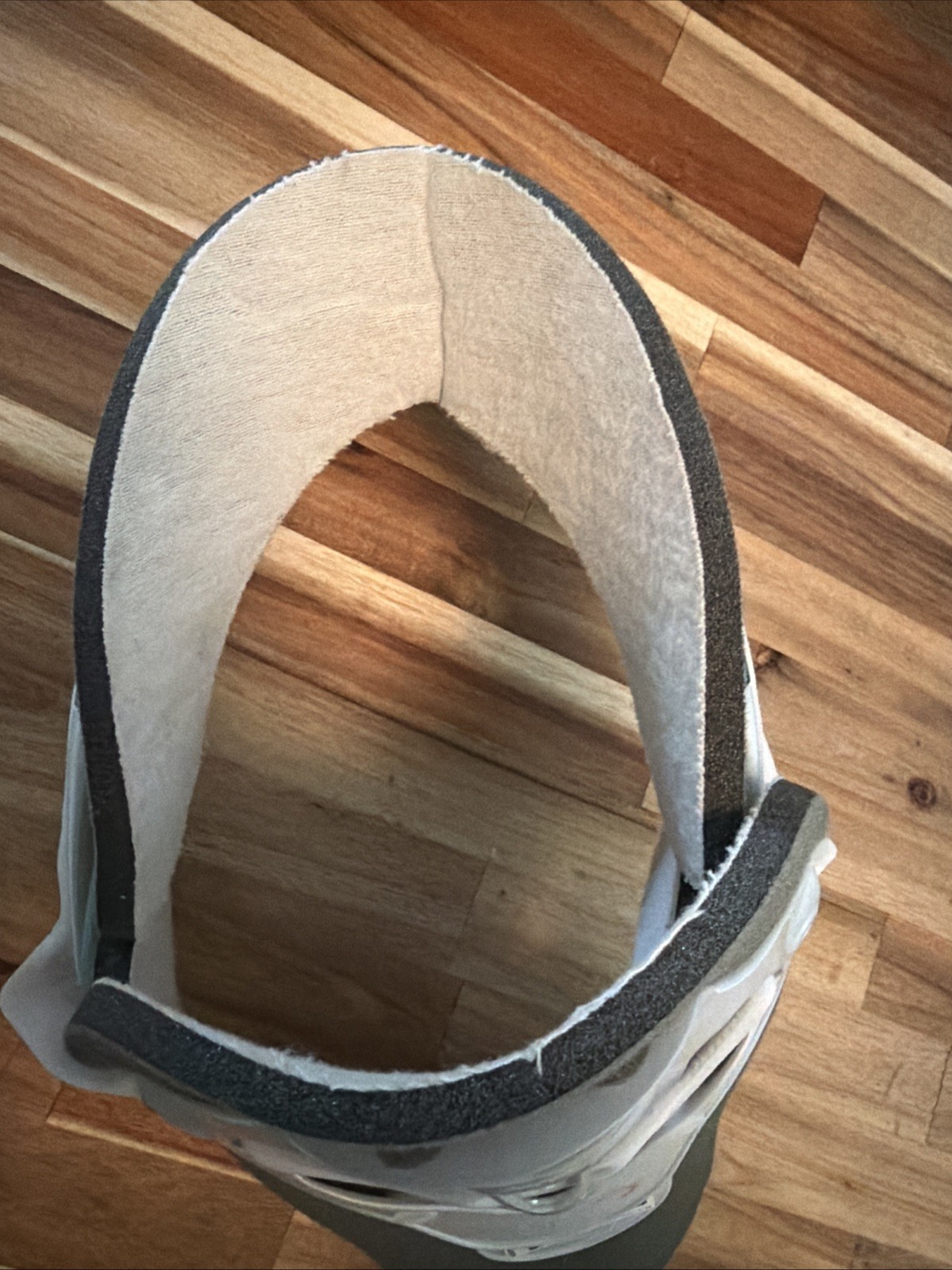 Aspen Vista Cervical Collar Neck Brace – Adjustable Standard Size