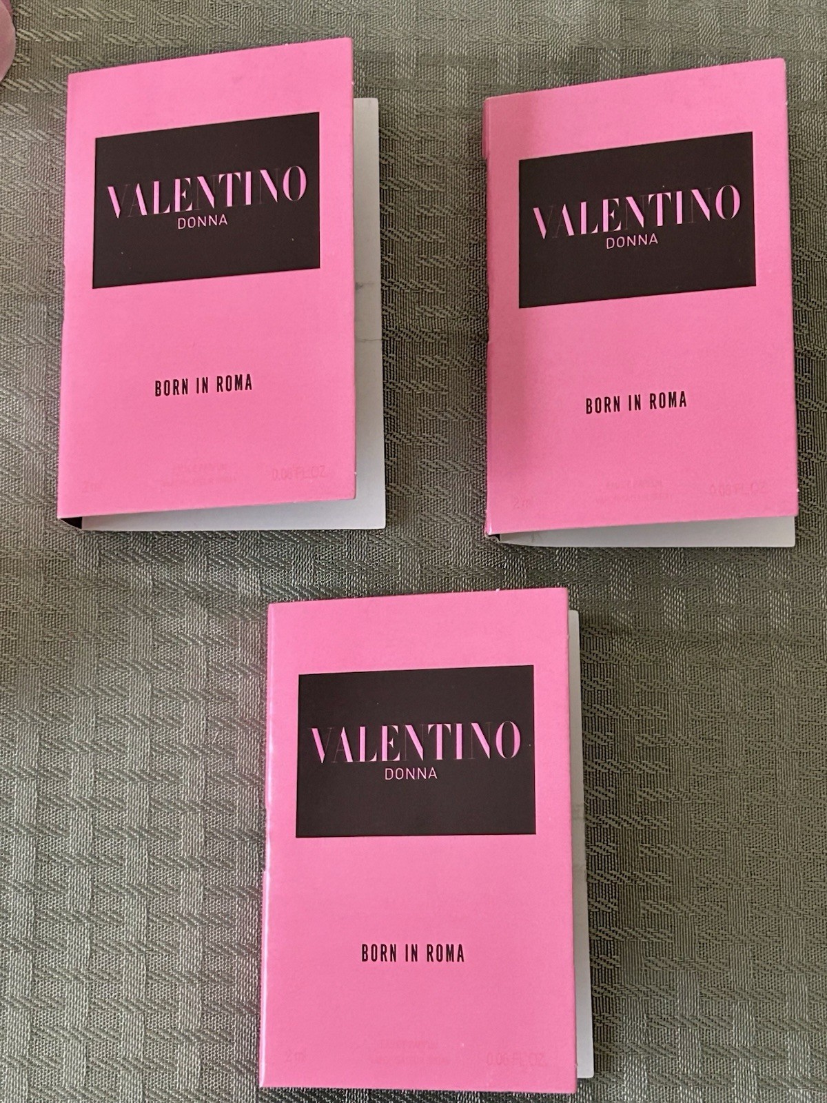 Valentino Donna Born In Roma Perfume Samples- 3Pcs