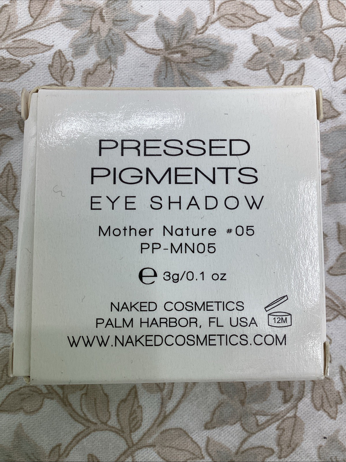B. Set of 2 Naked Cosmetics Pressed Pigments Eye Shadow in #05 Mother Nature