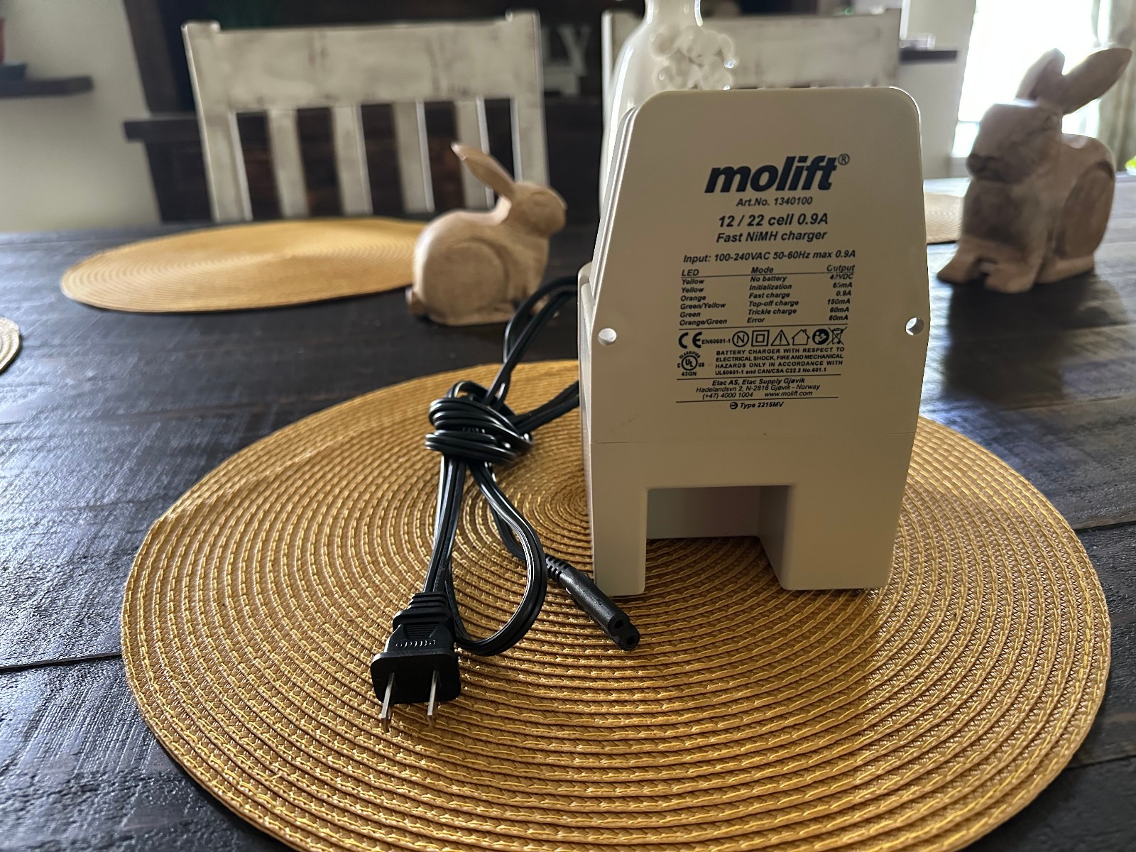 MOLIFT BATTERY CHARGER NO: 1340100