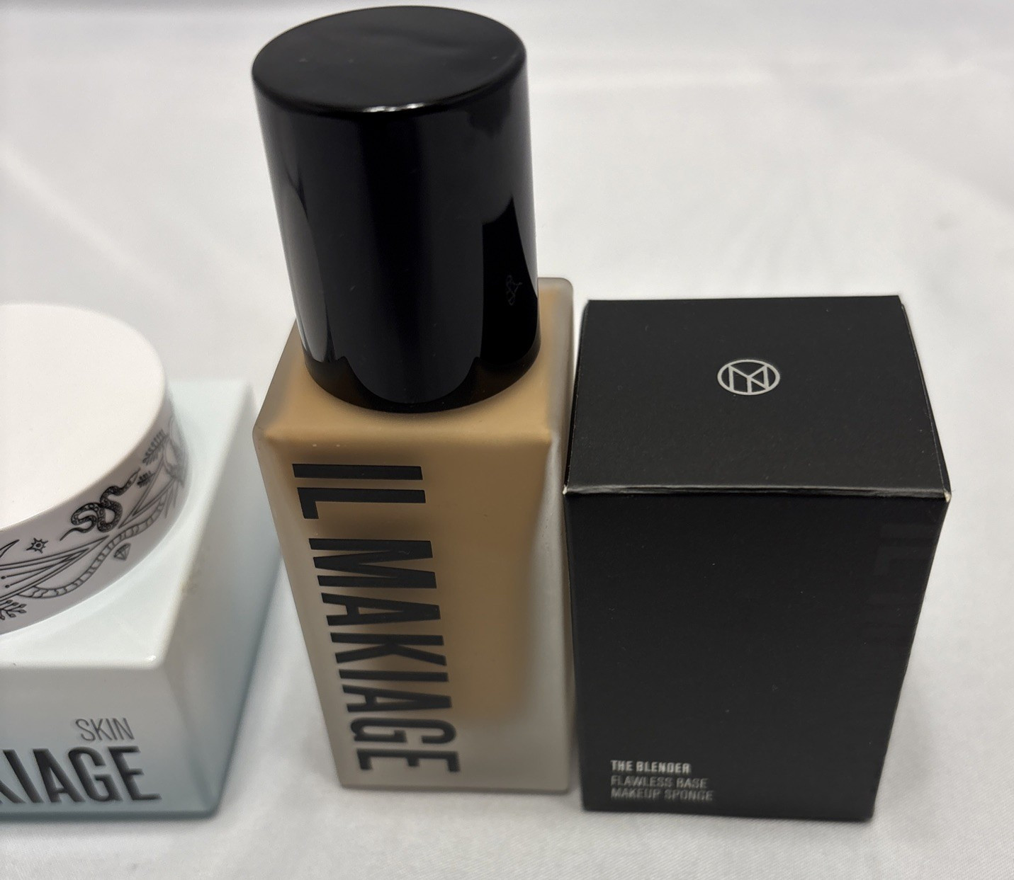 IL MAKIAGE Bundle -Power Lift, Power Redo, Foundation, sponge Skin Care Products