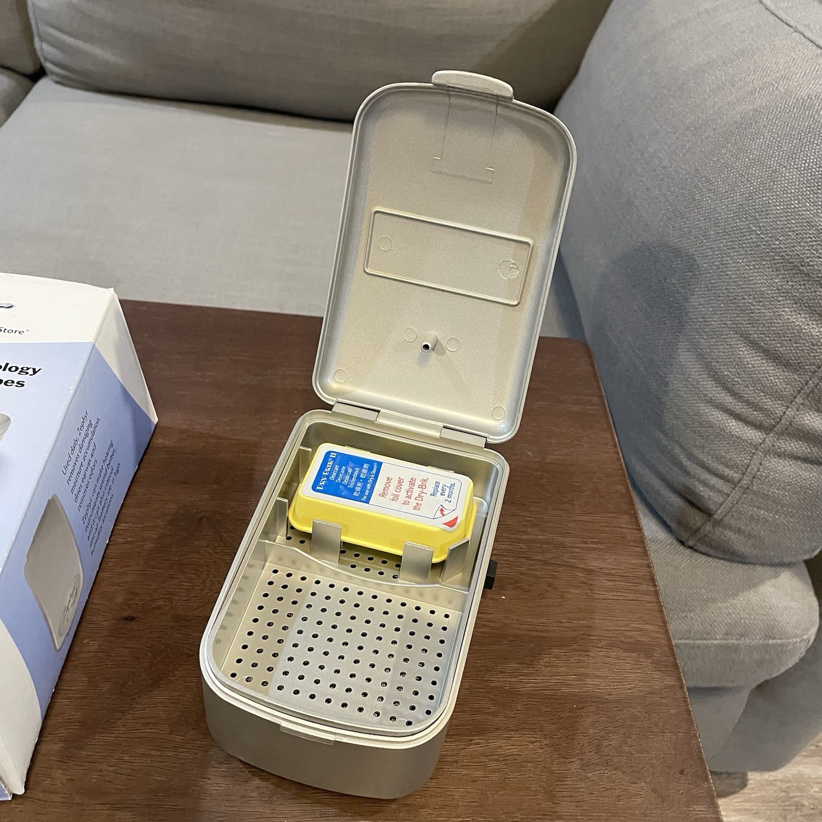 ZEPHYR By Dry & Store Hearing Aid Cochlear Implant Storage Dryer Dry Brik Guide