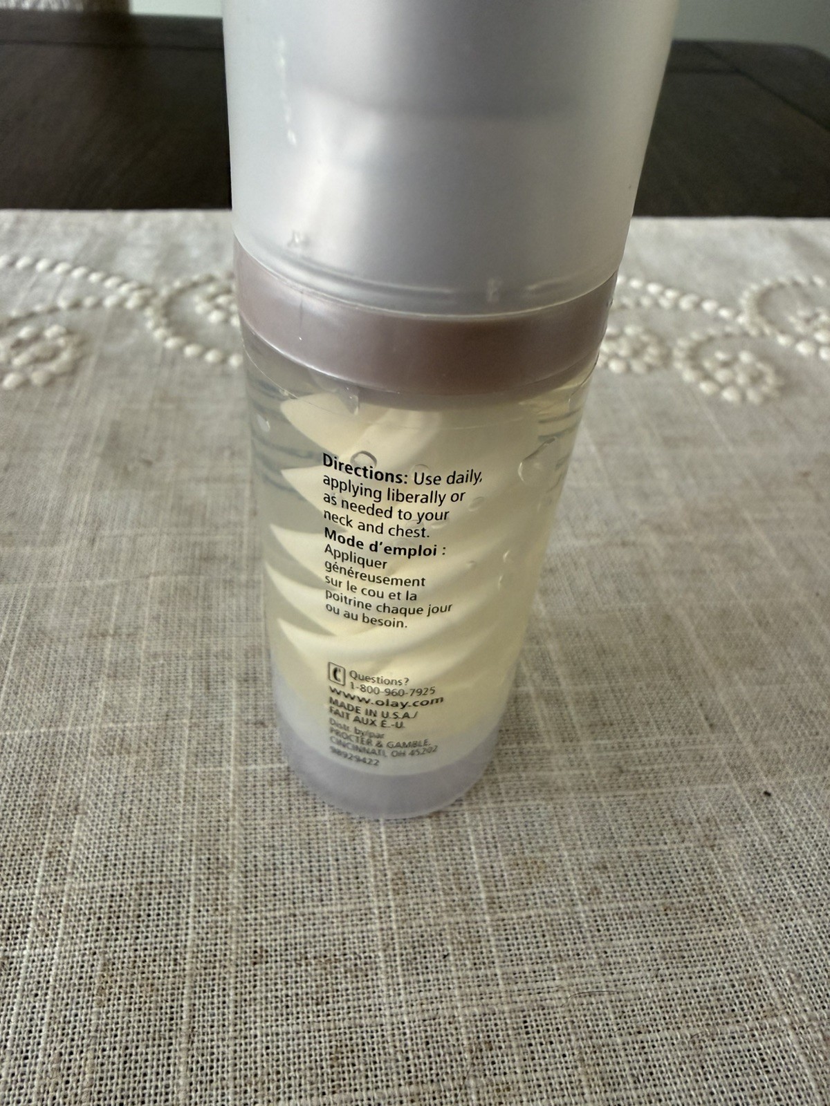 Olay Definity Neck & Chest Daily Restoration Treatment 1.7 fl oz