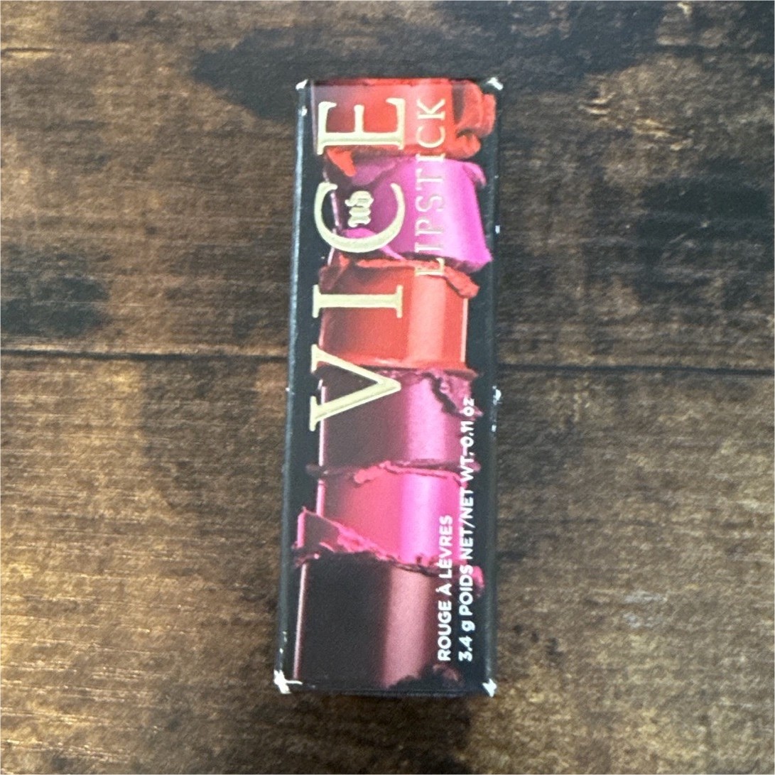 VICE Cosmetics Lipstick Cream Effect PDA Shade 2.4 g / 0.08 oz