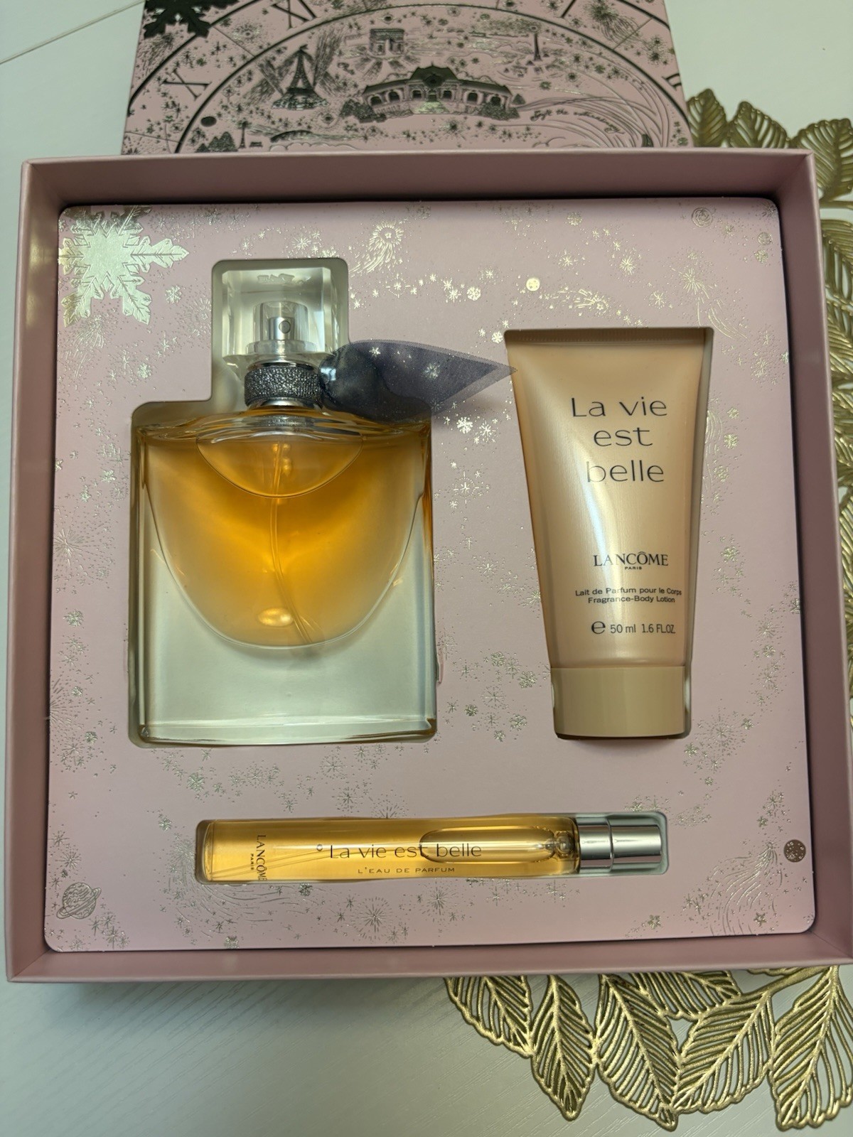 Lancôme La vie est belle Gift Set 50 ml with Body Lotion & Travel Spray