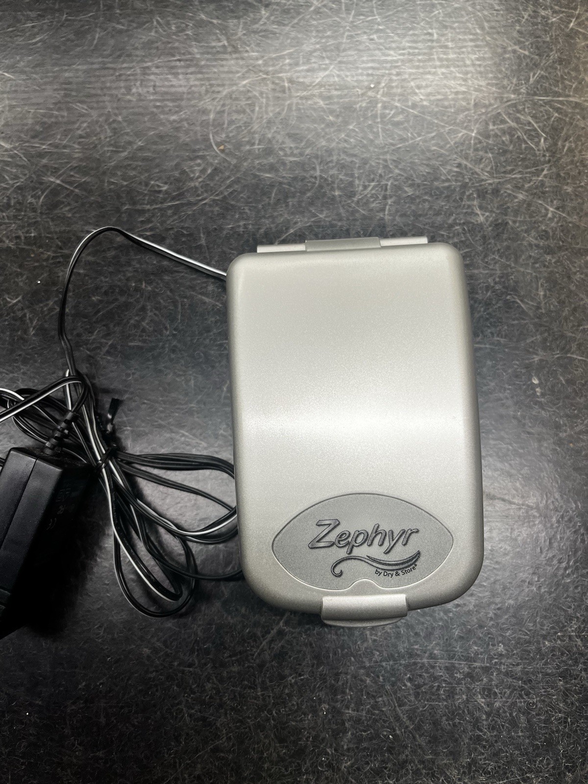 Zephyr Dry & Store II Hearing Aid Dehumidifier Drying Case, Gray