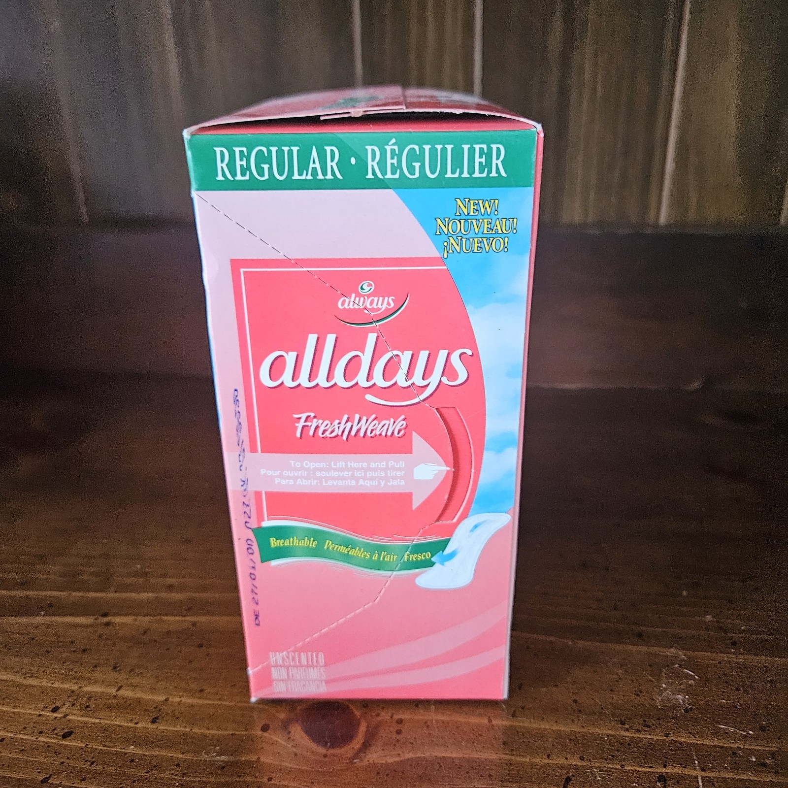 Vintage Always Alldays Fresh Weave Breathable Regular Pantiliners 40ct 1999 Prop