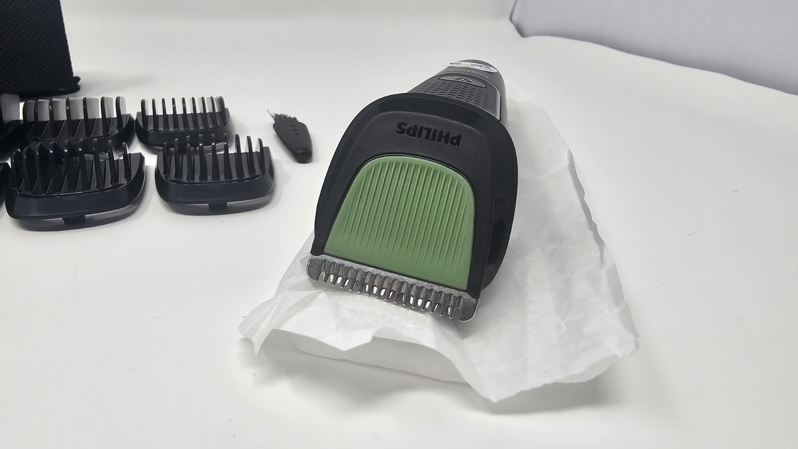 Philips Norelco All-in-One 3000 Series 13 in 1 Trimmer MG3919/50