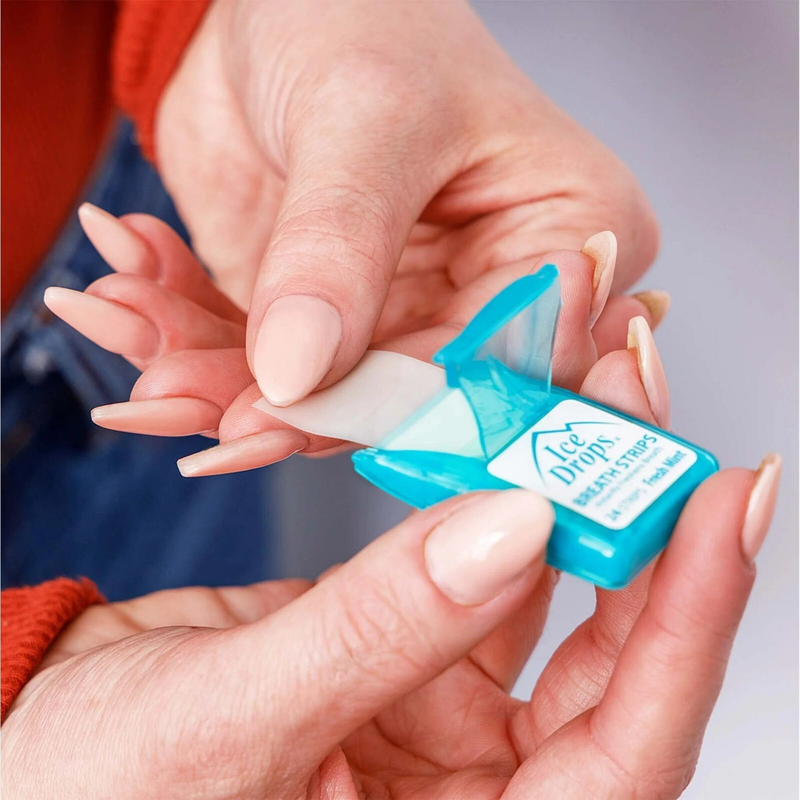 Ice Drops Breath Strips Fresh Mint Instantly Freshens Breath Small Portable Case