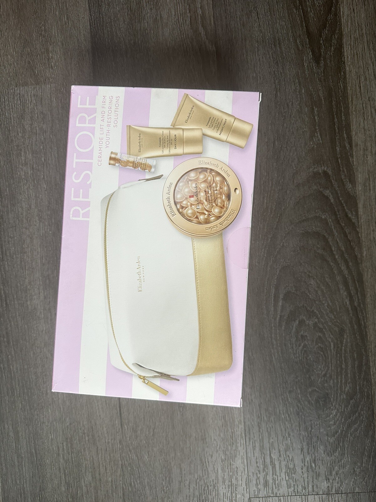 Elizabeth Arden Ceramide Lift & Firm Youth-Restoring Set – 4 Pcs + 1 Bag NEW