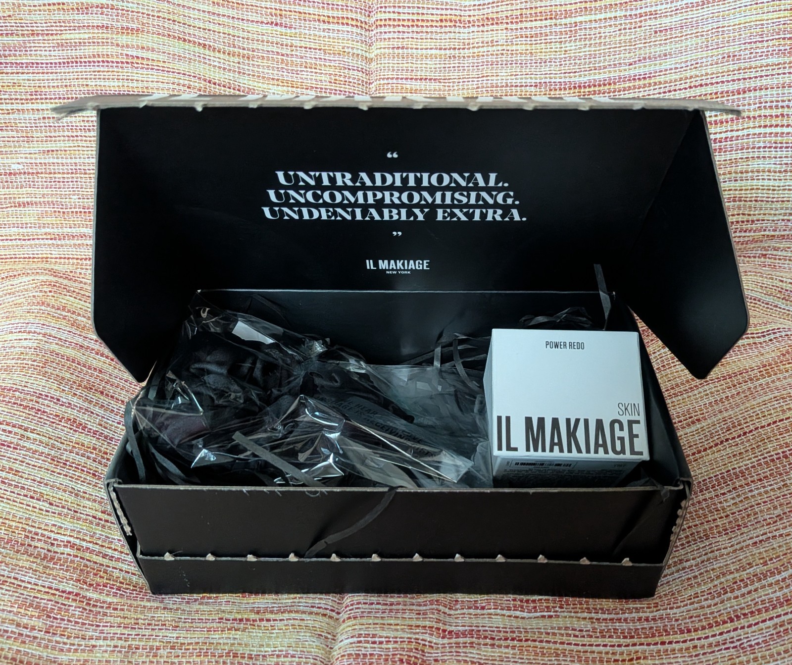 Il Makiage Power Redo Wrinkle Fix NEW Sealed / In Original Packaging w/scrunchie