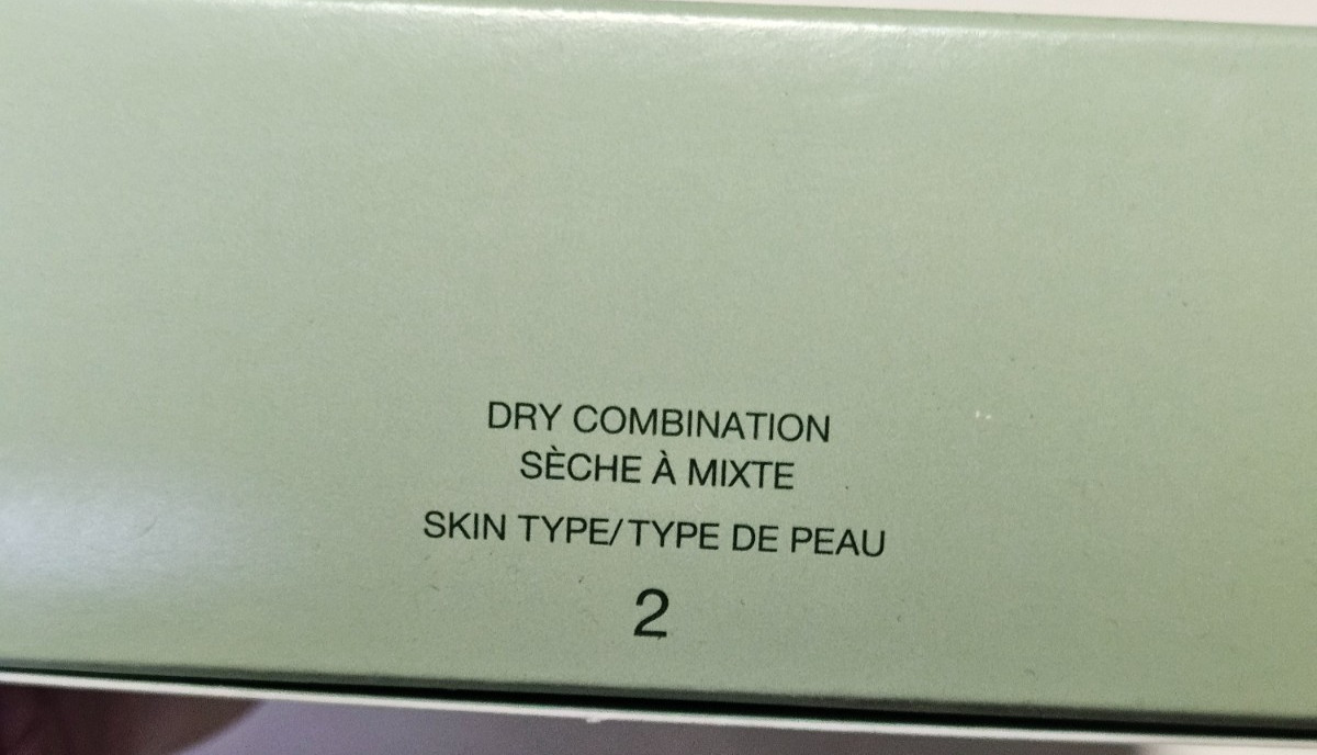 Clinique Three Little Soaps Mild 2 Sealed in pack new with carrier