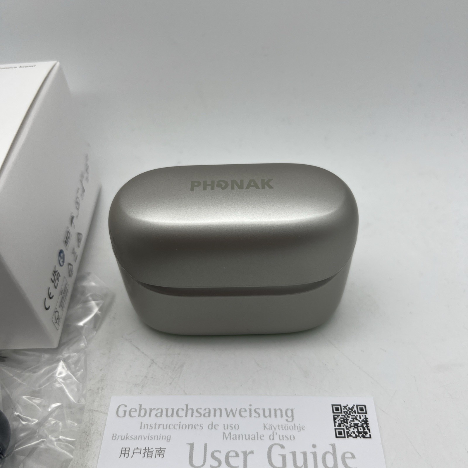 Phonak ChargerGo RIC Infinio. Comes with Power Cord & Wall Adaptor. New In Box.