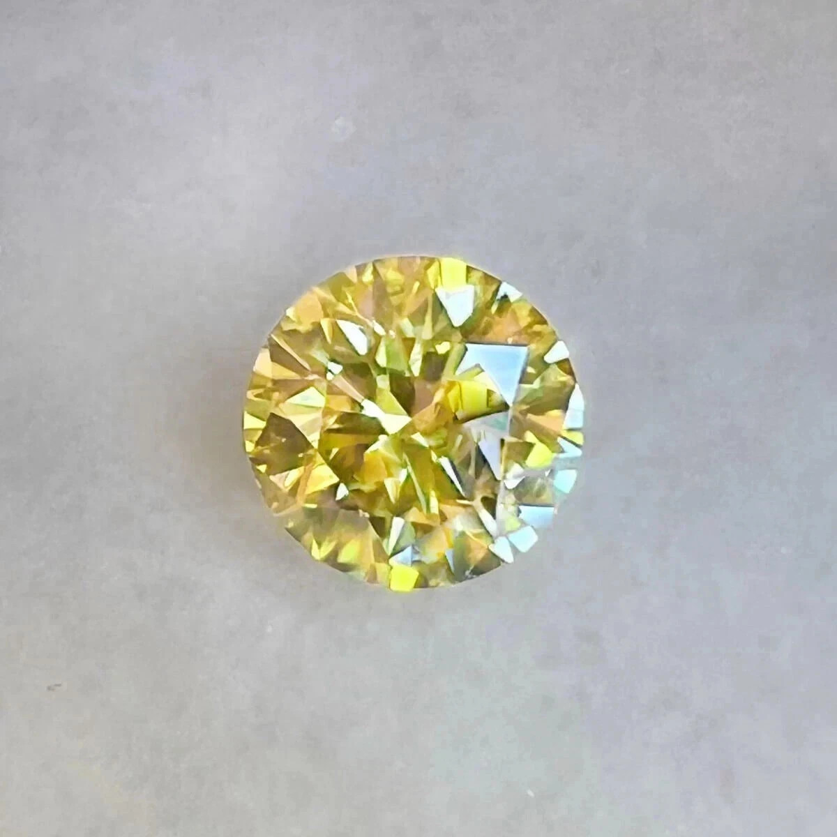 3 Ct Round Cut Natural Yellow Color Loose Lab Grown CVD Diamond VVS1 Certified
