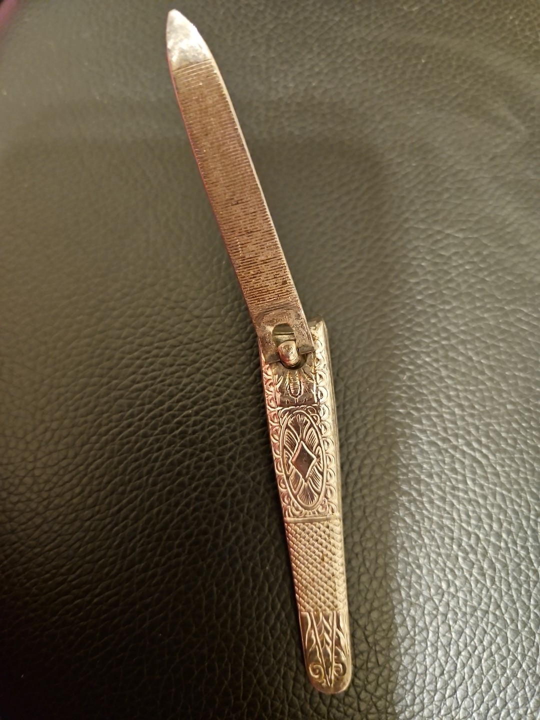 VTG Millers Forge Ornate Etched Nail Clippers 2½” Long With File