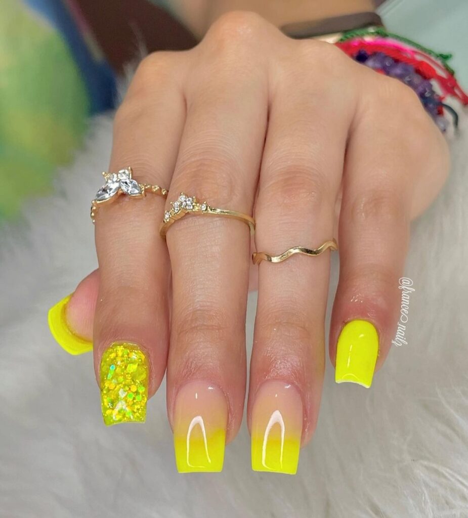 yellow nail designs