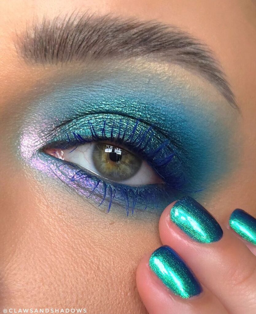 blue eyeshadow