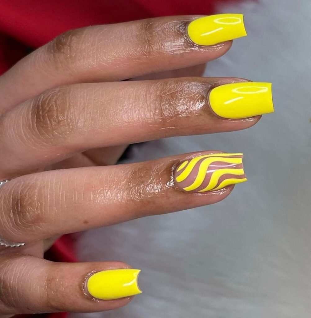 yellow nails designs