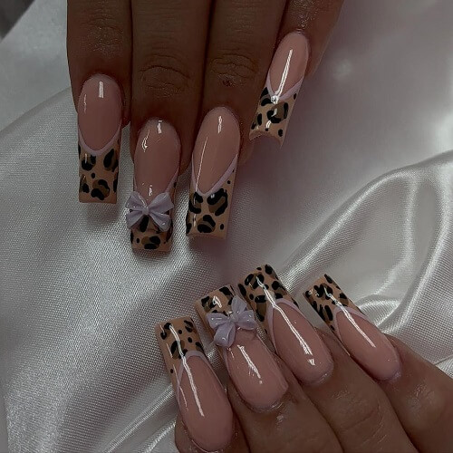 bow nails