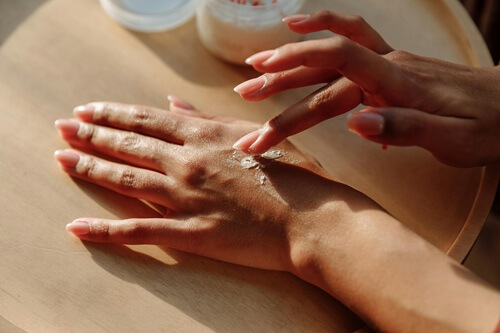 best-hand-lotion-for-dry-skin