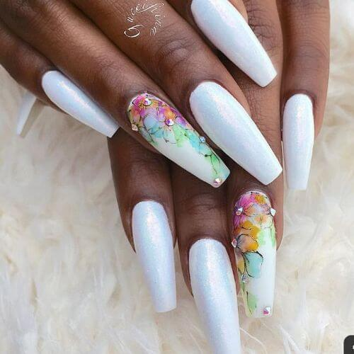 white-nails-colored-accents